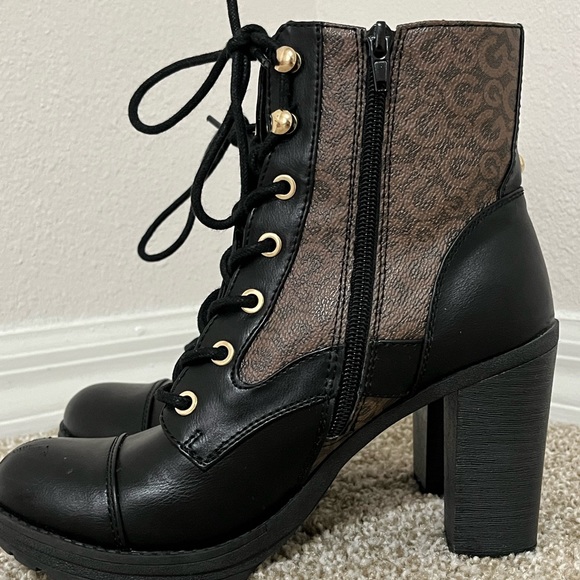 guess heel boots - Picture 3 of 5